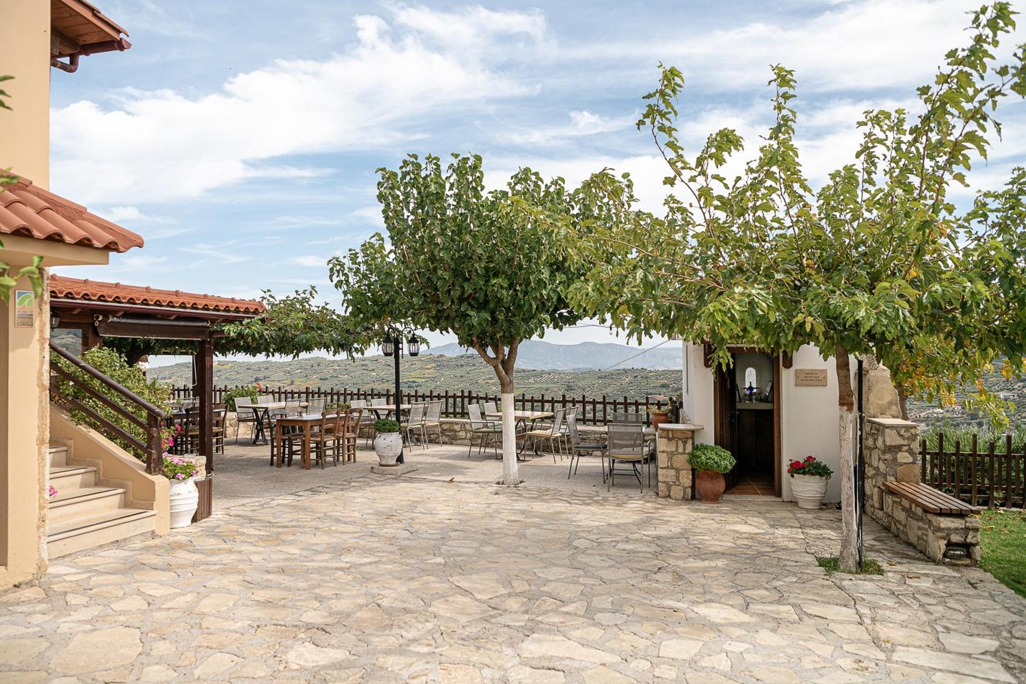 Earino Apartment Kato Asites Exterior photo